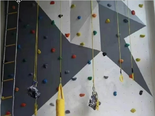 建造一面攀巖墻價格大約多少錢？
